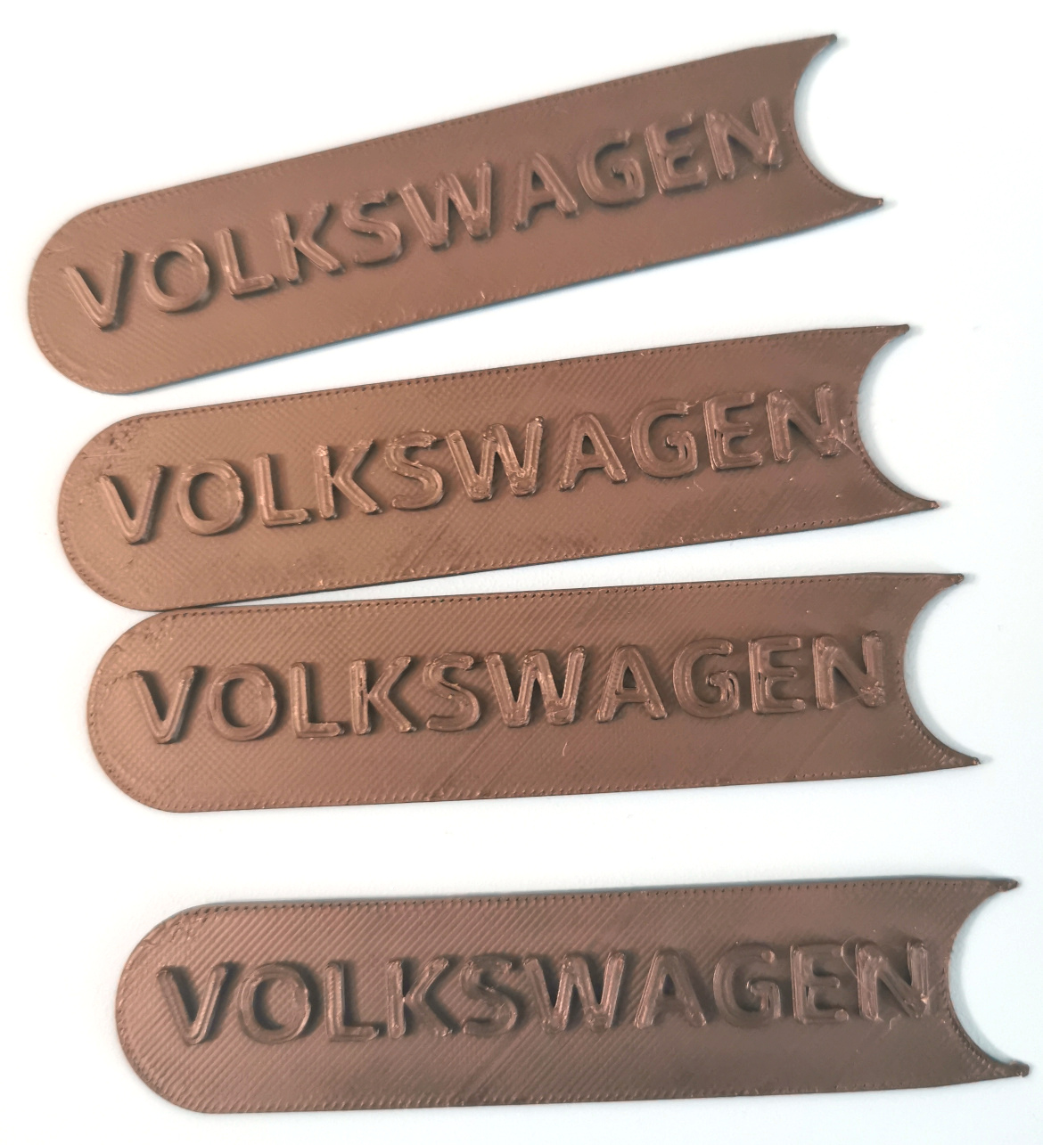 Шильдик заглушки колесного диска